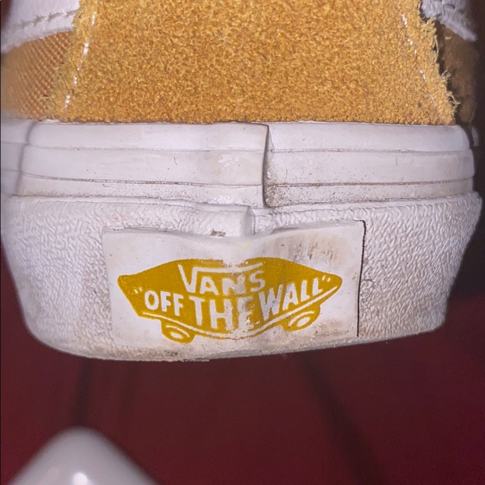 Vans - Picture 2 of 3